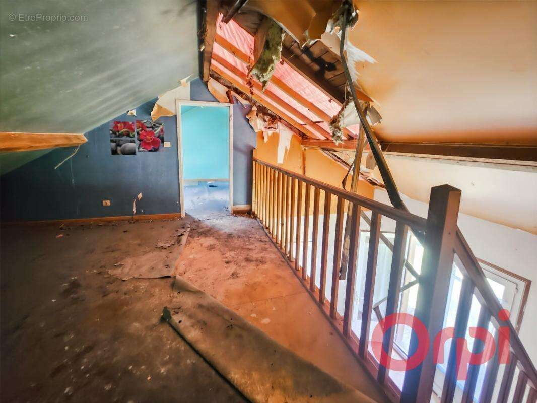 Maison à BRUERE-ALLICHAMPS