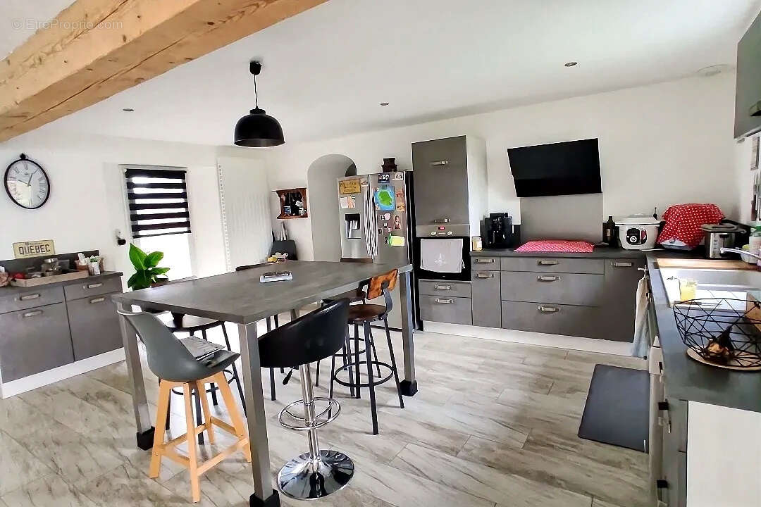 Maison à MARSAC-SUR-DON