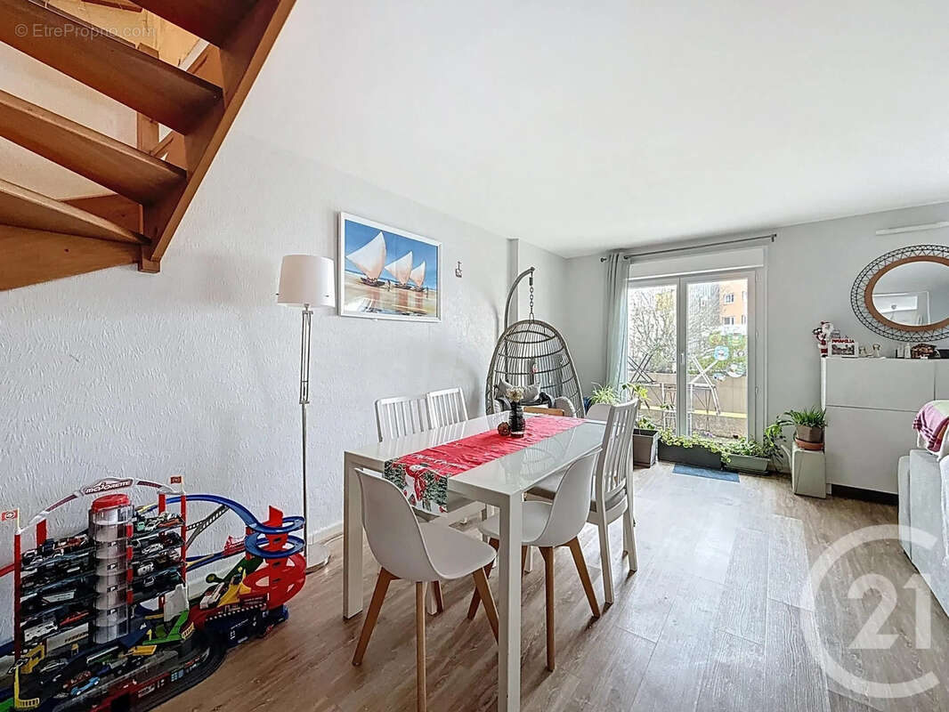 Appartement à QUETIGNY