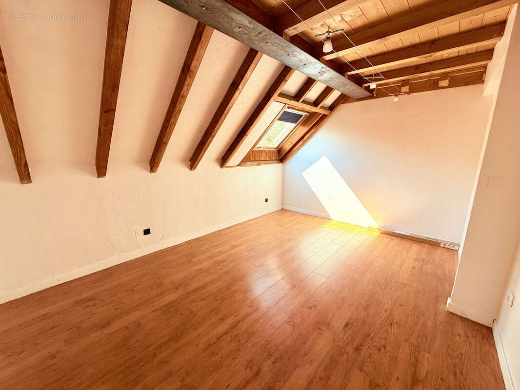 Appartement à SAINT-BALDOPH