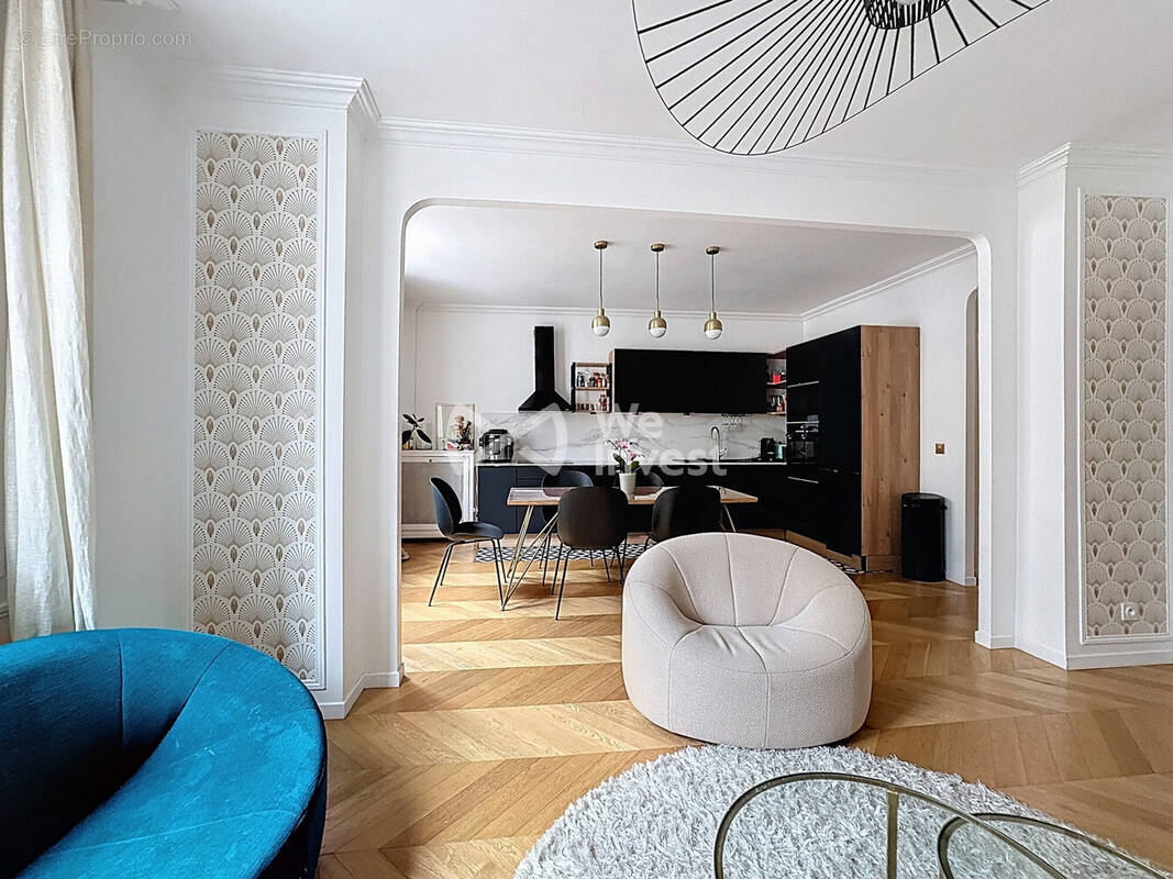 Appartement à PARIS-16E