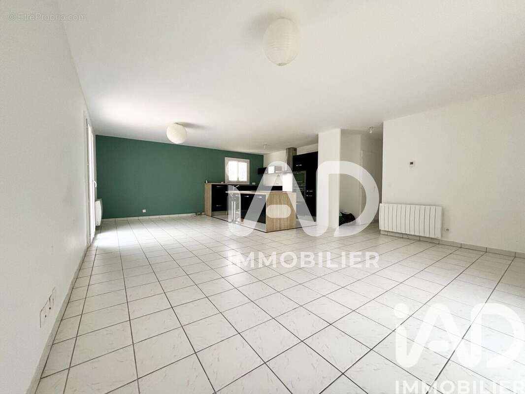 Photo 3 - Maison à THIL