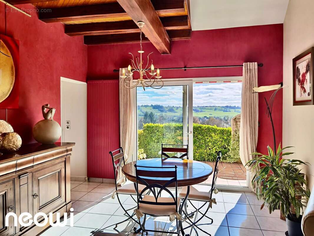 Rare : maison d’architecte lumineuse avec vie de plain-pied aux portes d’aurillac - photo 5
