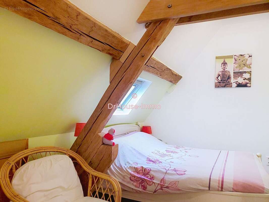 Maison à MONTIGNY-LE-CHARTIF