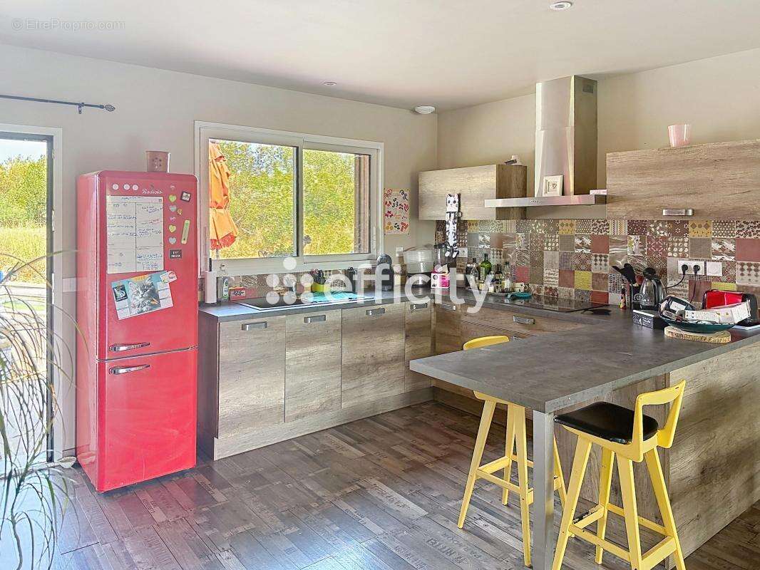 Maison 88 m² à Bellegarde  - photo 5