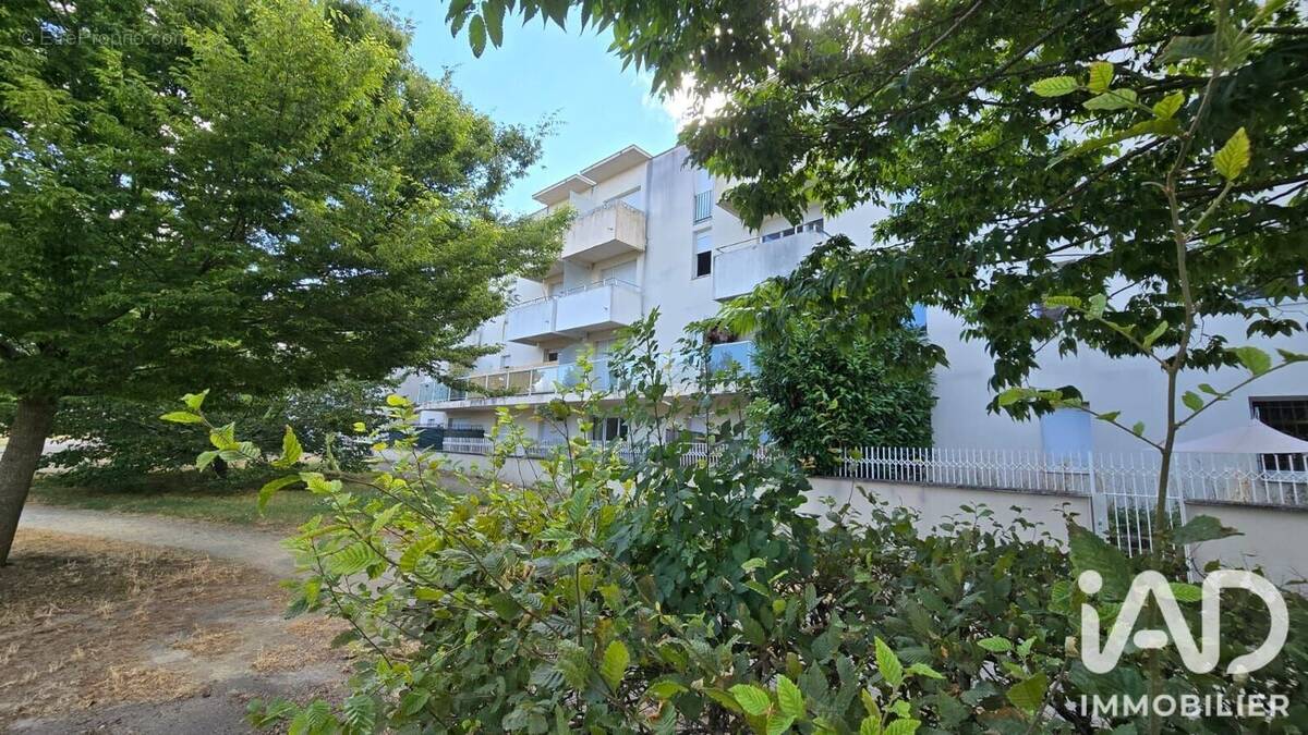 Appartement 55 m² à Poitiers  - photo 1