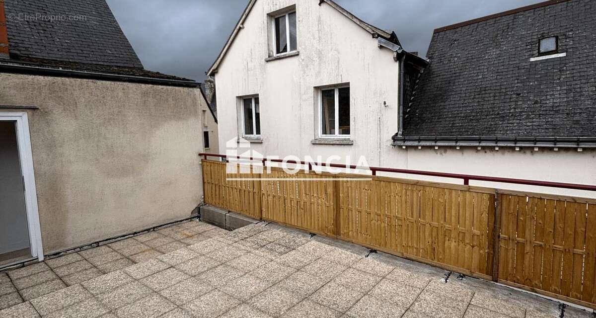 Maison à AZAY-LE-RIDEAU