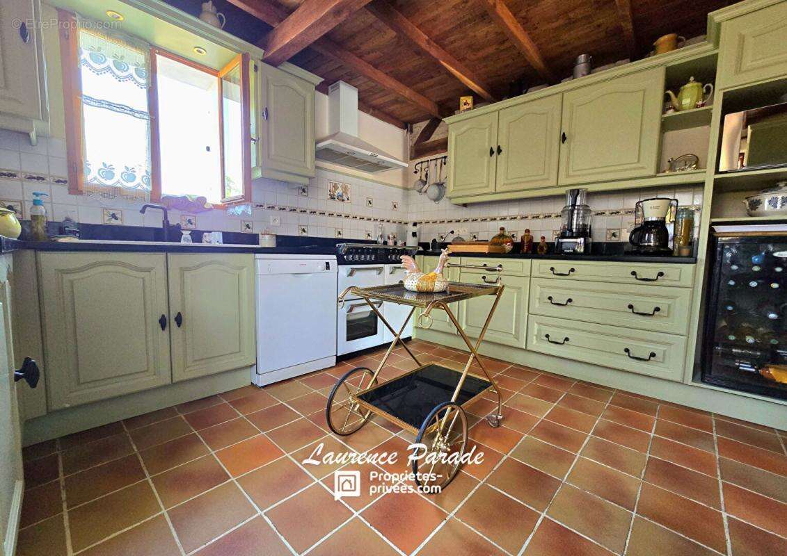 Maison à SAINT-MICHEL-DE-DOUBLE