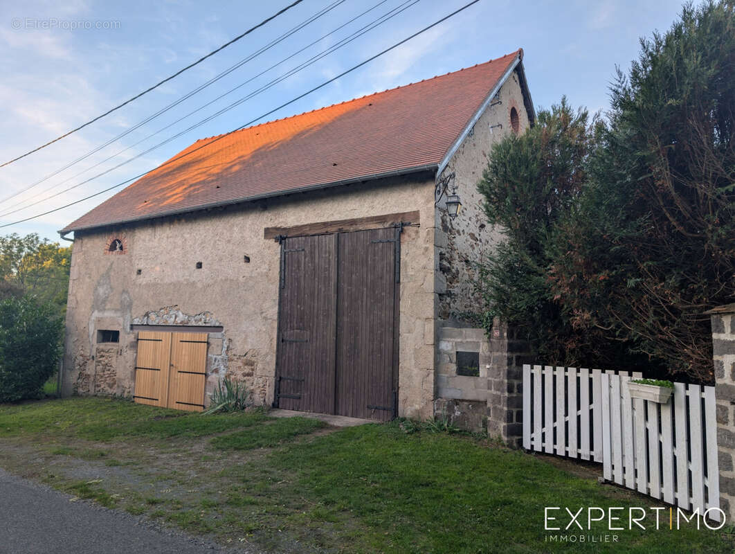Maison à COMMENTRY