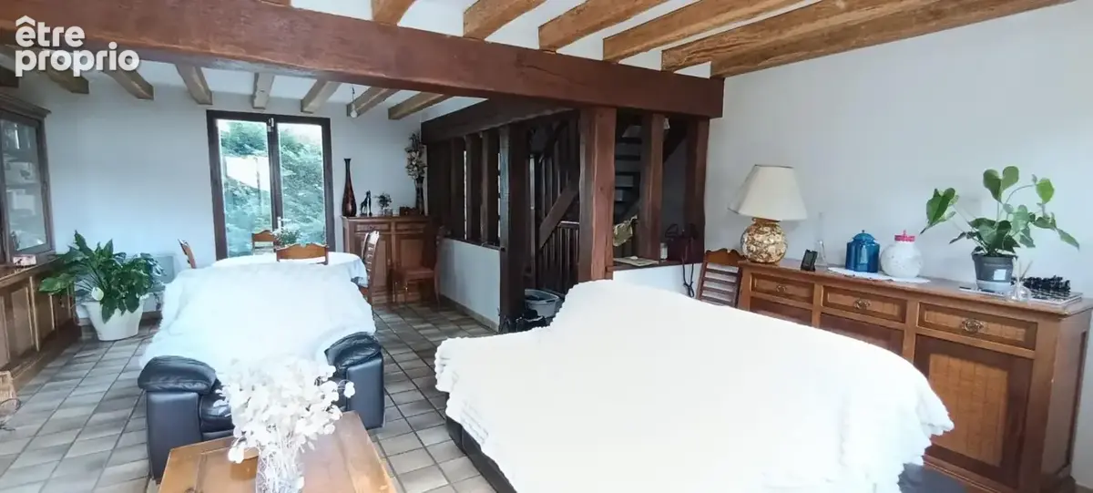 Maison familiale de 8 pièces avec sous sol total ET piscine  chauffée - photo 4