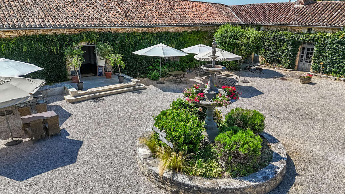 Estate with house, gite, events venue, land and pool - photo 9