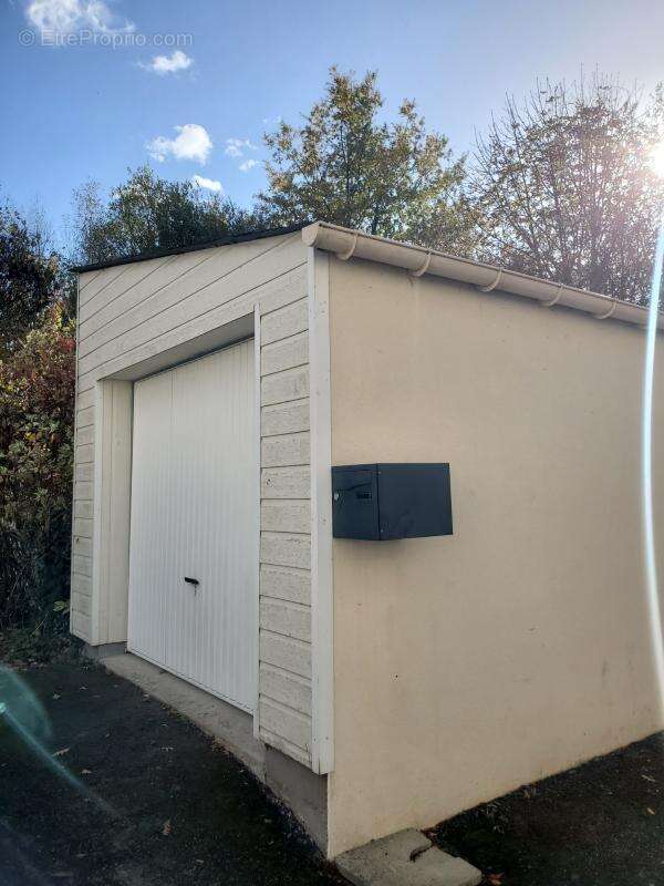 Maison à JUIGNE-DES-MOUTIERS