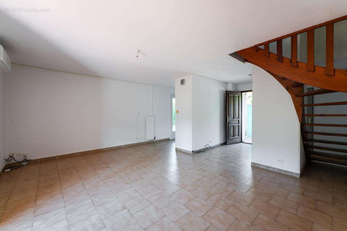 Maison à MARSEILLE-9E