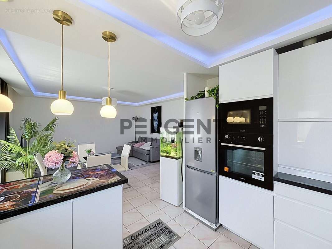 Appartement 80 m² à Charleville-Mezieres  - photo 9