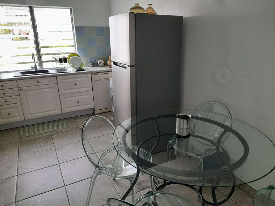 Appartement à SAINT-DENIS