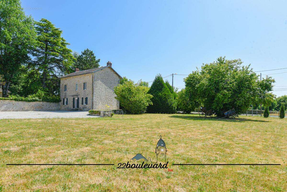 Maison à RILHAC-RANCON