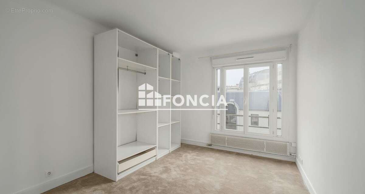 Appartement à ISSY-LES-MOULINEAUX