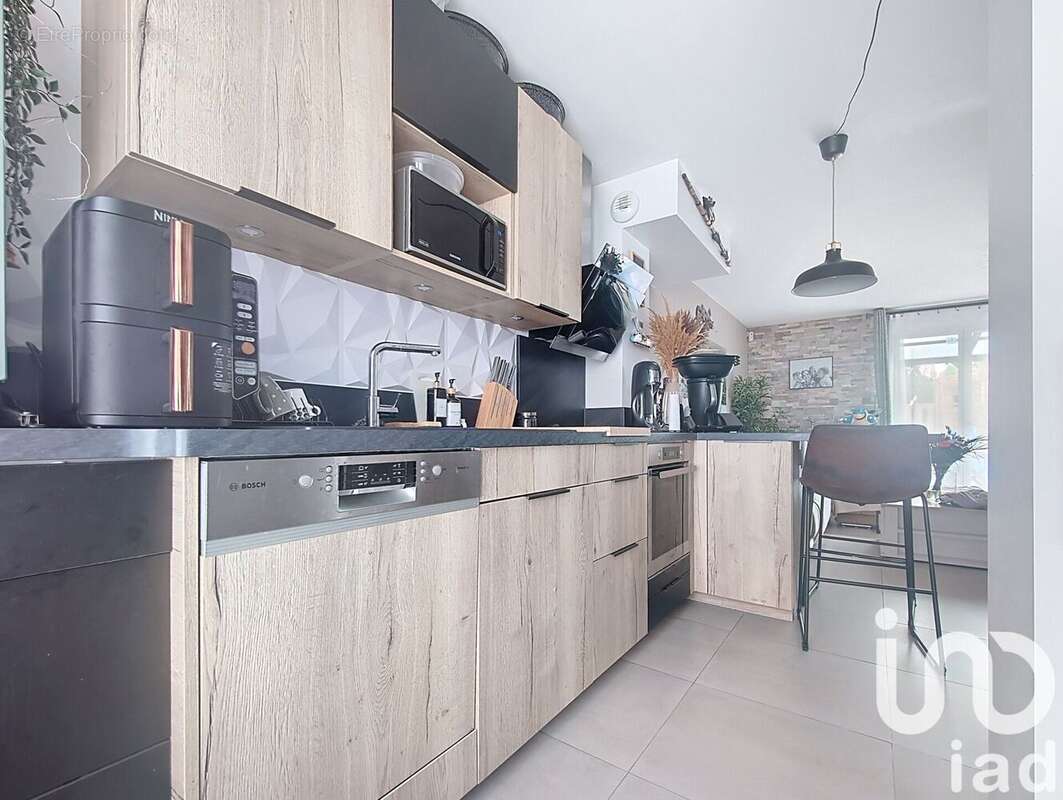 Photo 3 - Maison à BRUYERES-LE-CHATEL