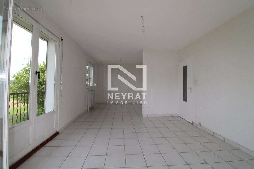 Maison 4 chambres , 2 garages - photo 12