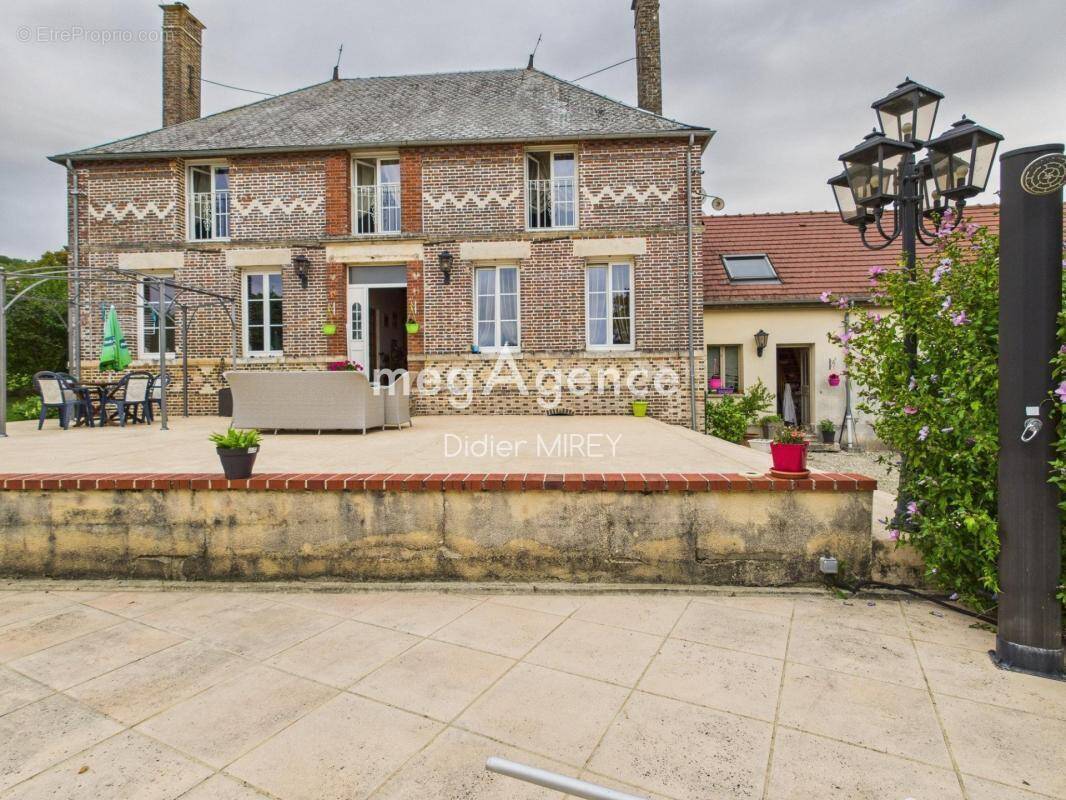 Maison à BERCENAY-EN-OTHE