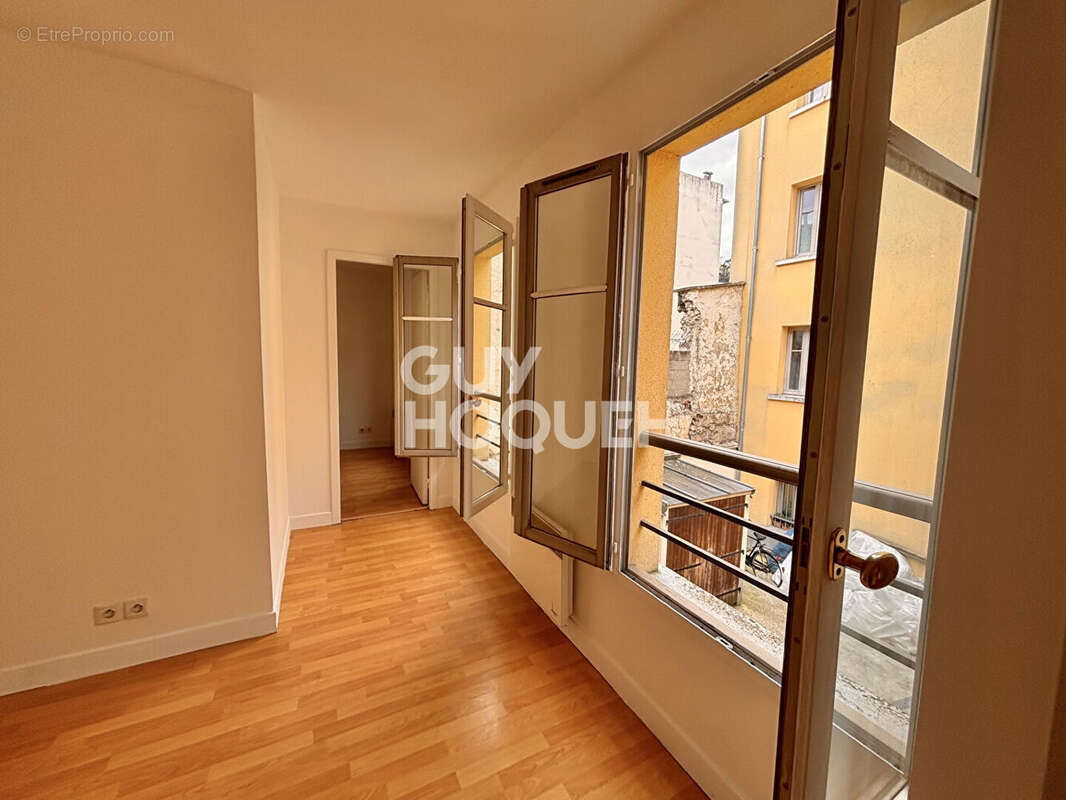 Appartement à SAINT-OUEN