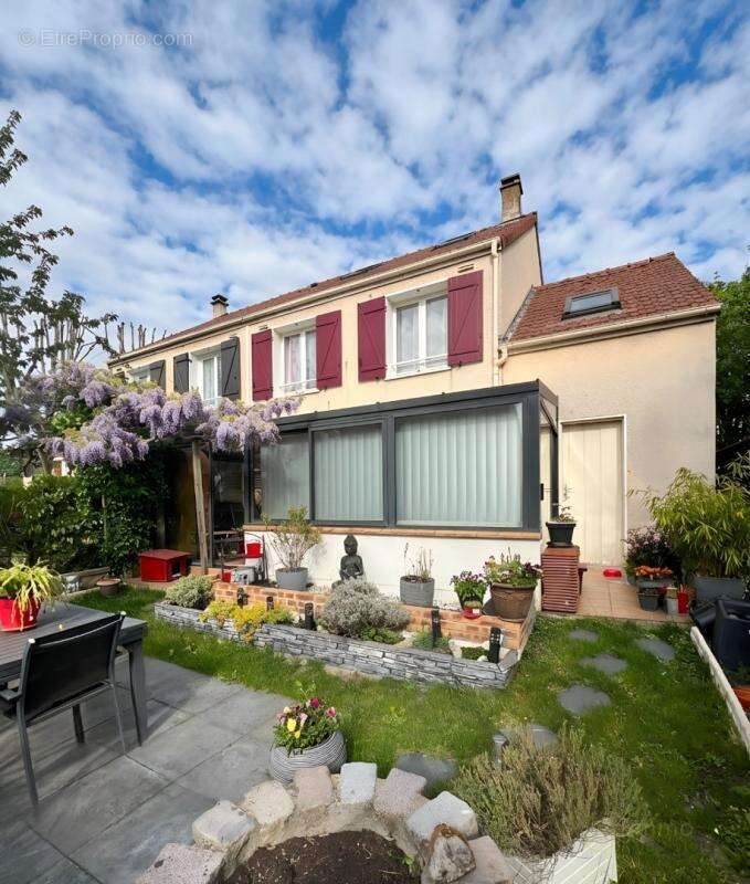 Maison à GONESSE