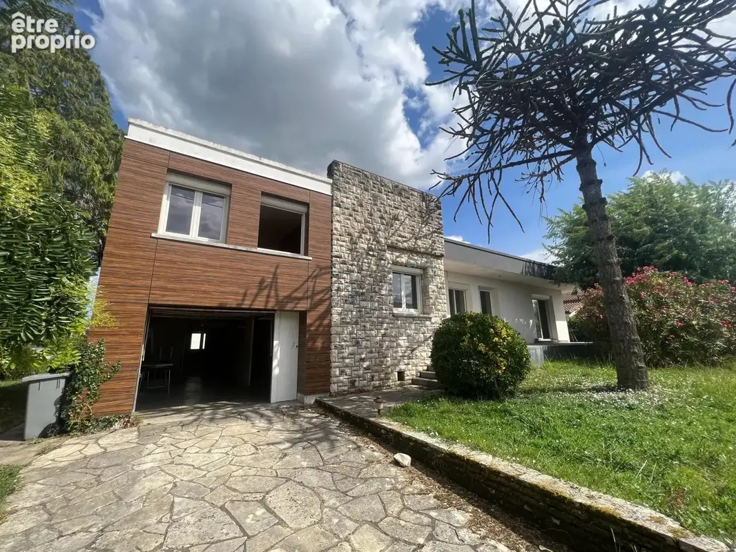 Photo 1 - Maison à VILLENEUVE-SUR-LOT