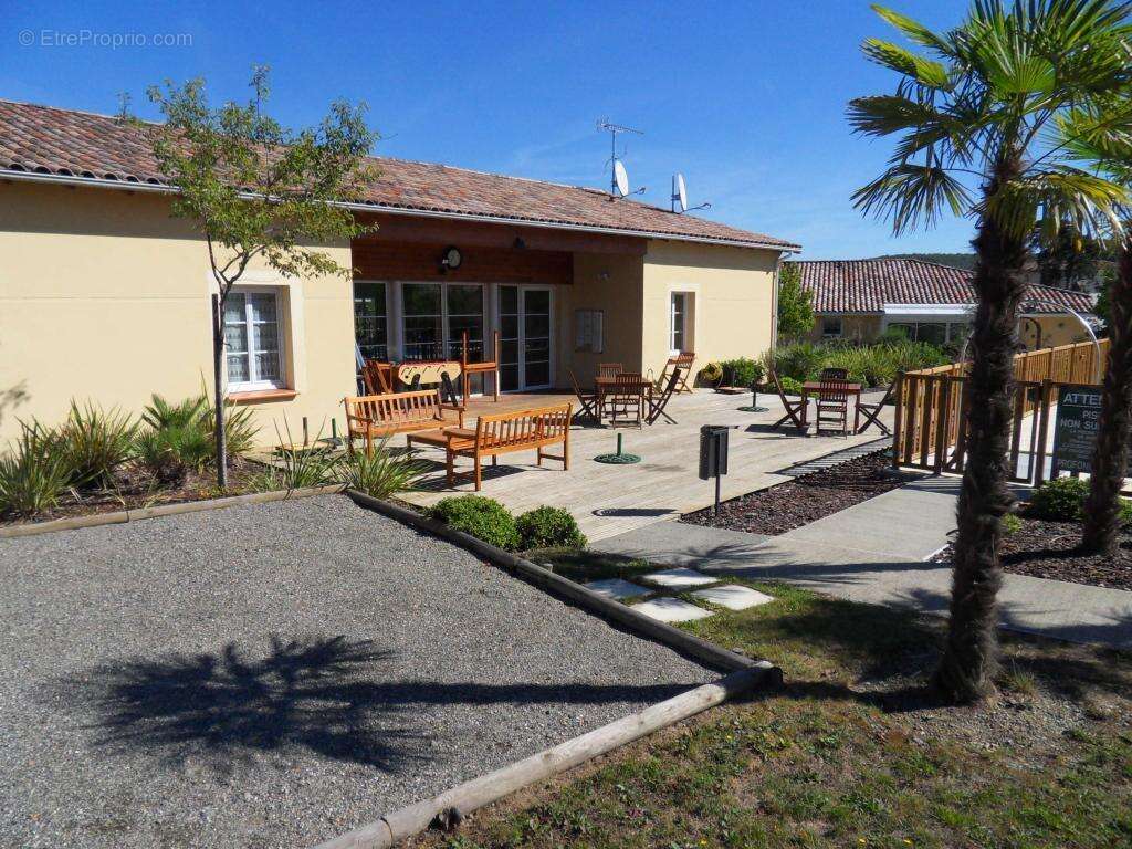 terrasse poolhouse - Maison à SALIES-DU-SALAT