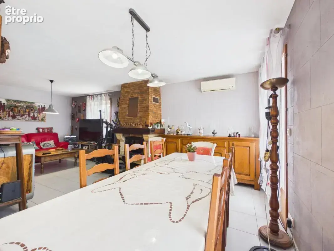 Maison 5 pièces 110 m² à vendre à Saint-Genes-De-Blaye (33390) - photo 3