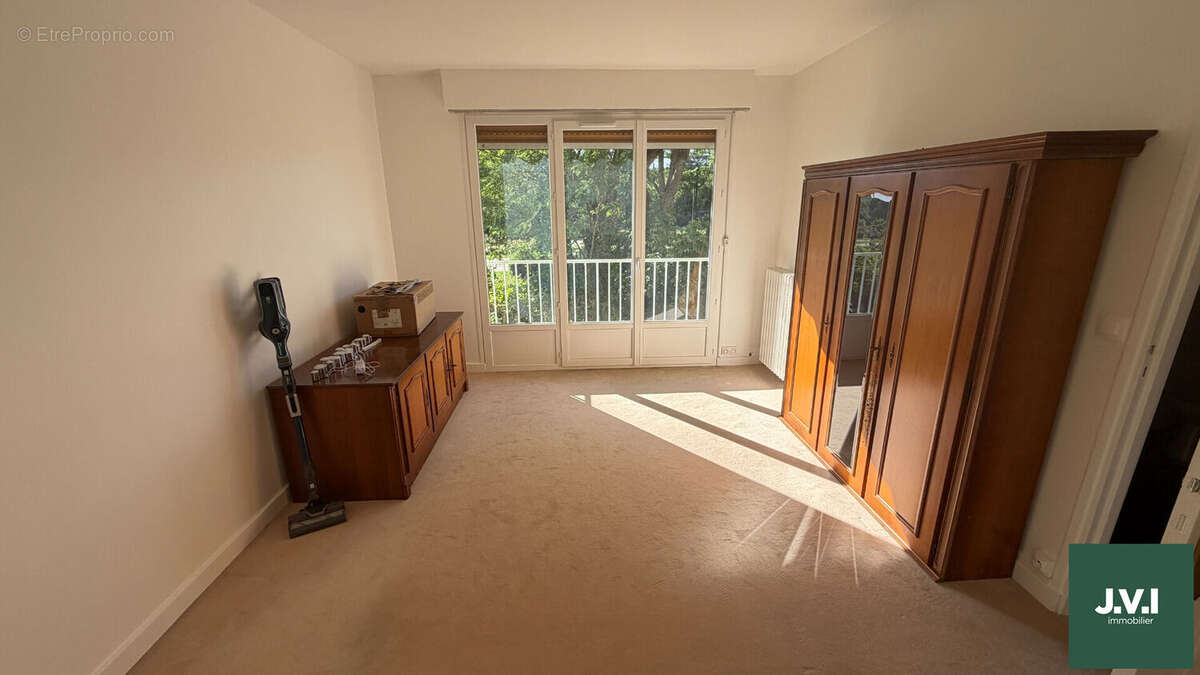 Appartement à ENGHIEN-LES-BAINS