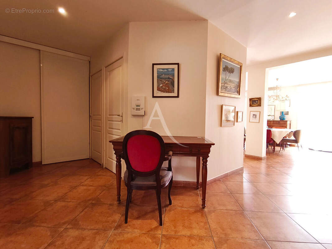 Appartement à MONTREDON-DES-CORBIERES