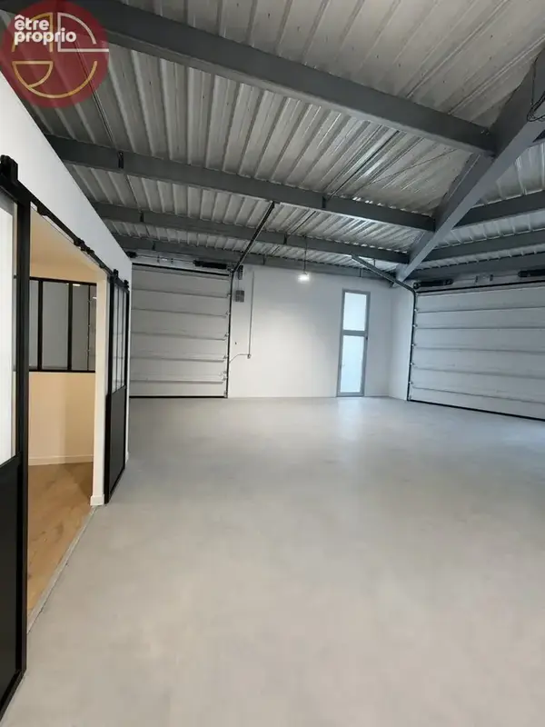 Commerce 110 m² à Castanet-Tolosan  - photo 3