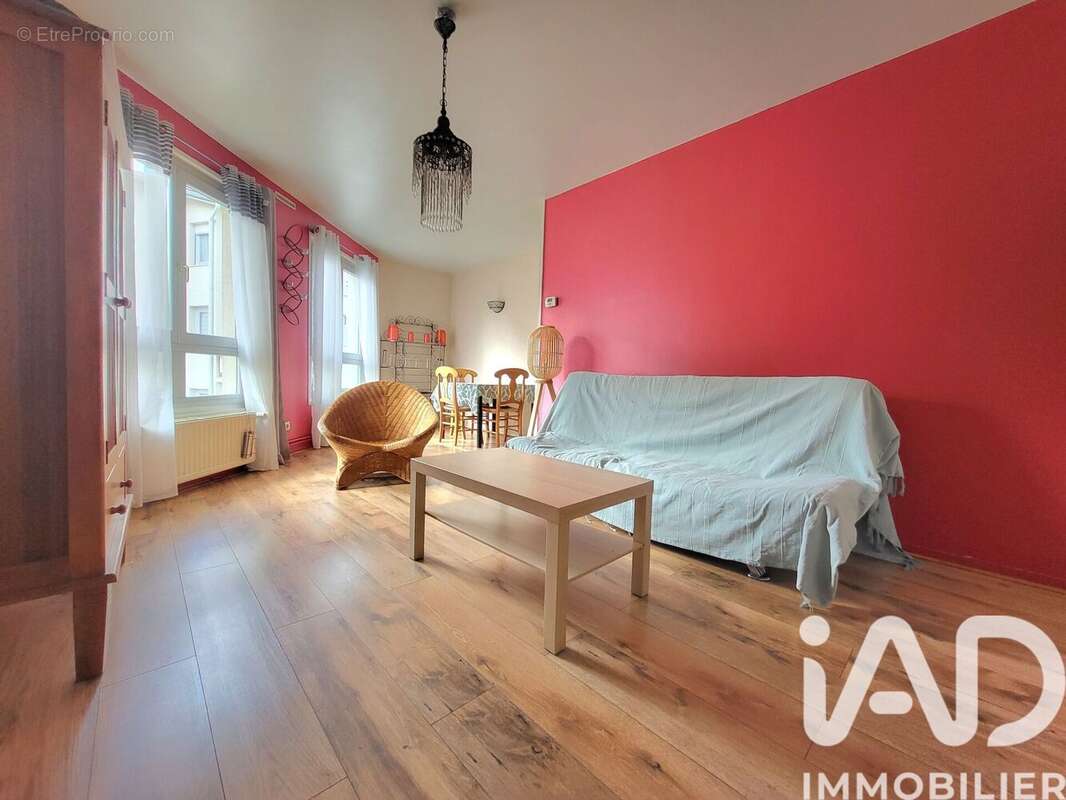 Photo 2 - Appartement à SAINT-ETIENNE