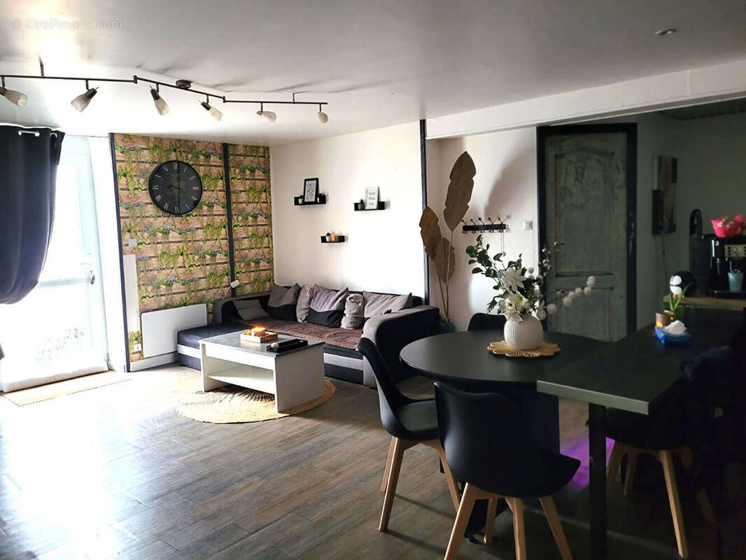 Appartement à RUPT-SUR-MOSELLE