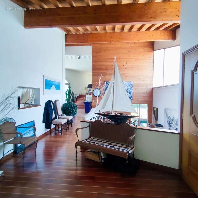 Maison à MONTLIGNON