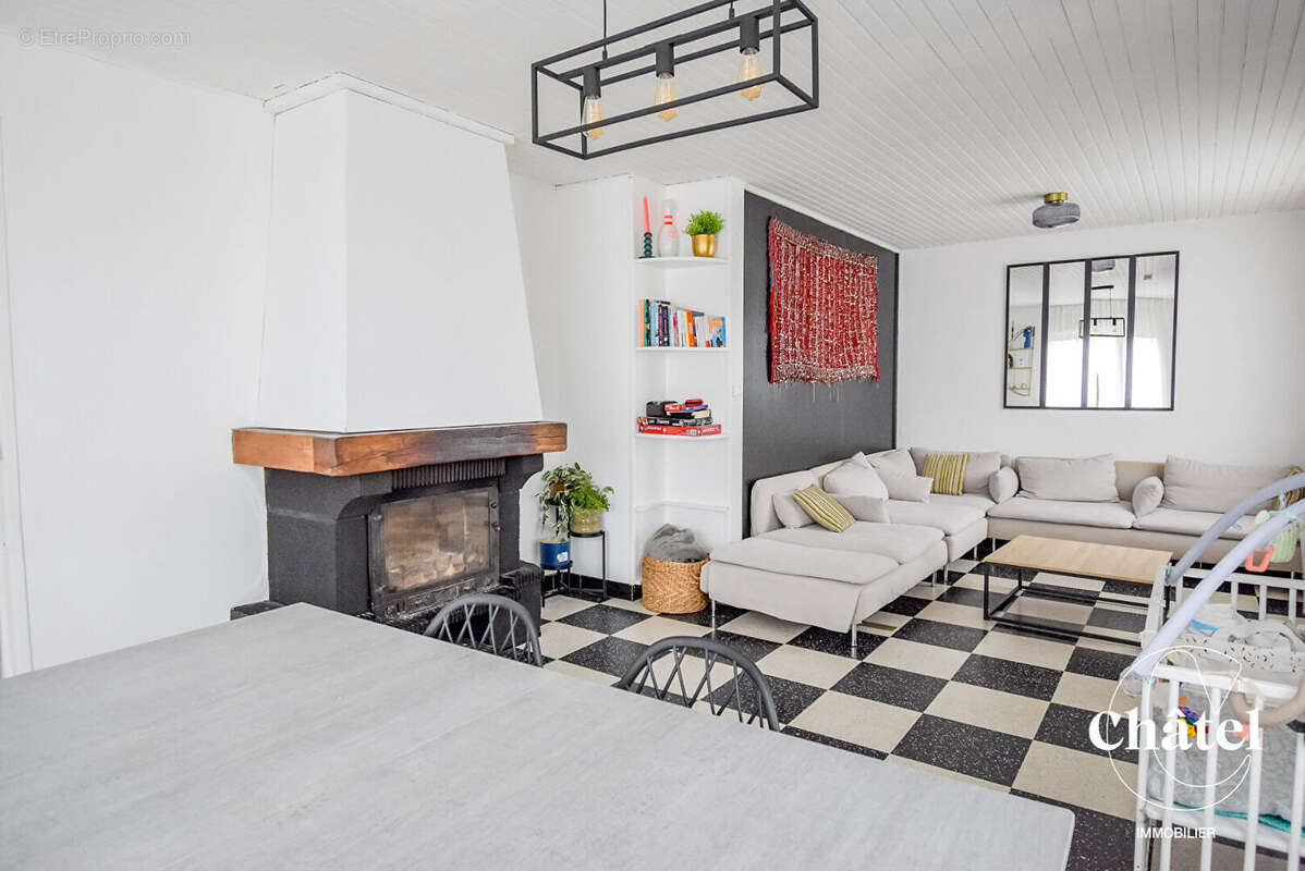 Maison à SACY-LE-GRAND