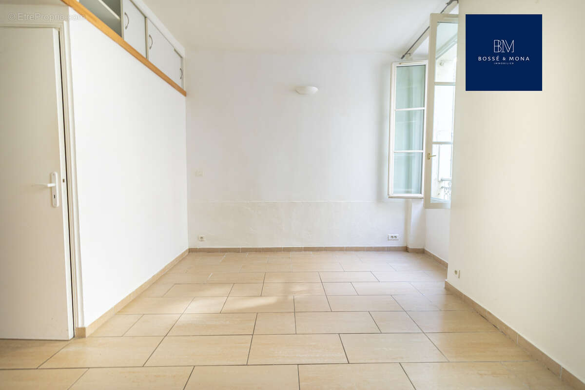 Appartement à PARIS-6E