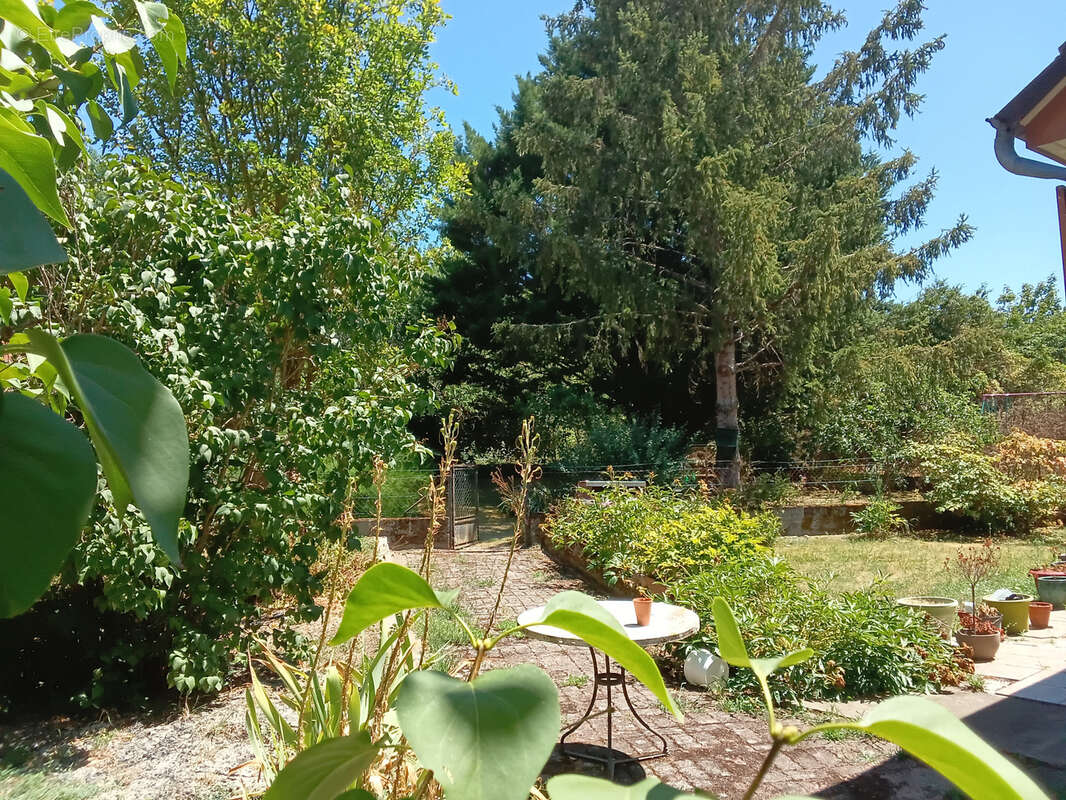 Maison à NERONDES