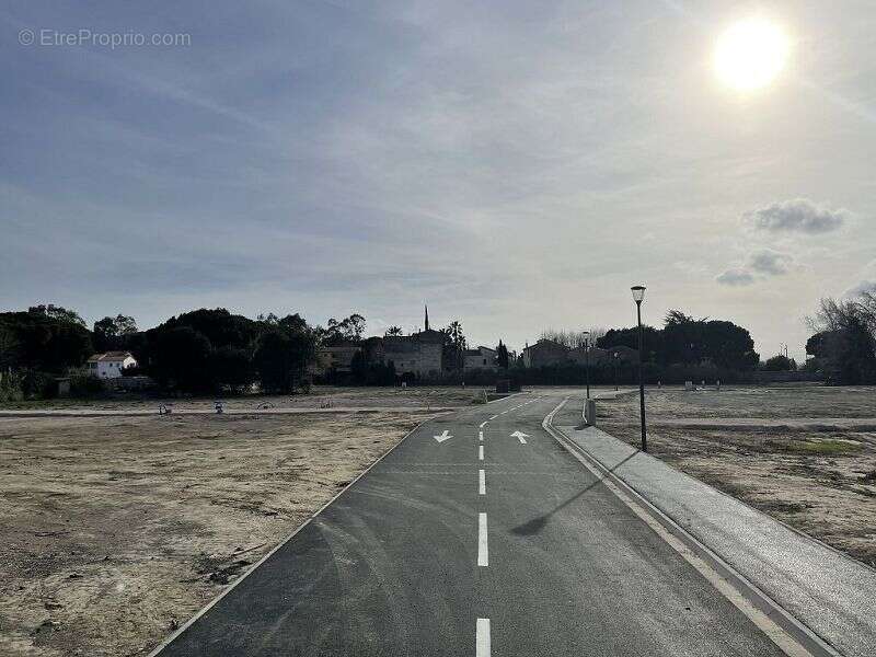 Terrain à SAINTE-MARIE