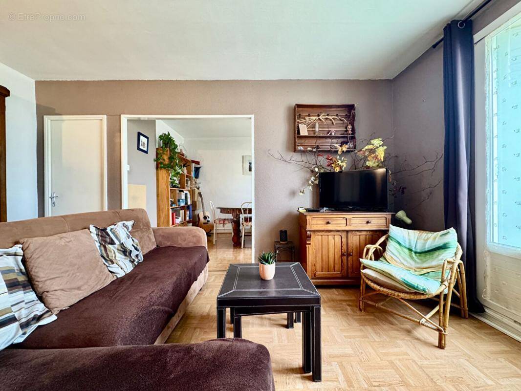 Appartement à BOURGOIN-JALLIEU