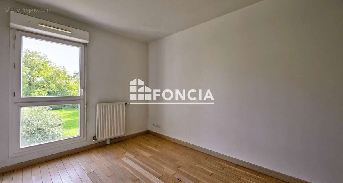 Appartement à BOIS-D'ARCY