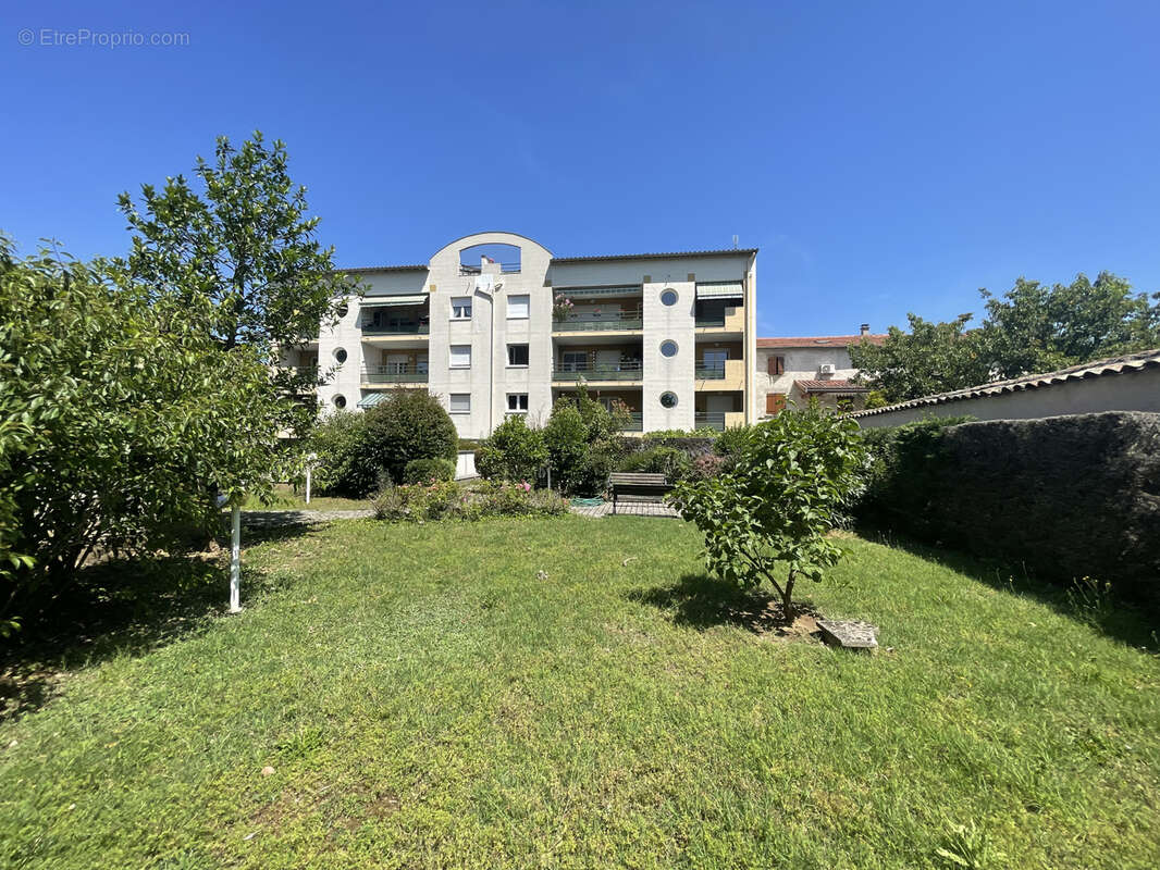 Appartement à CRAPONNE