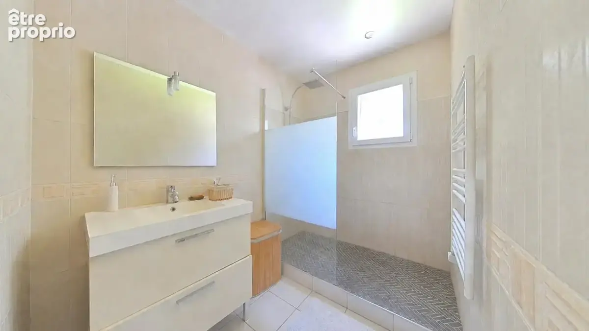 Maison Ouveillan 4 pièce(s) 90 m2, piscine, garage - photo 11