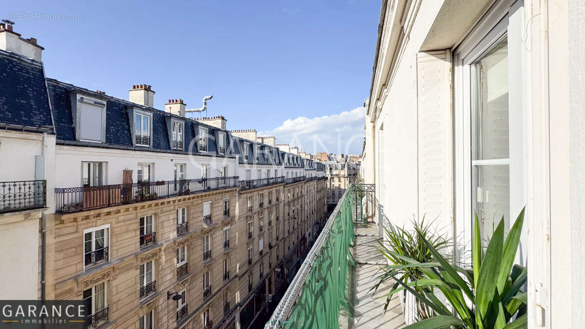 Appartement à PARIS-12E