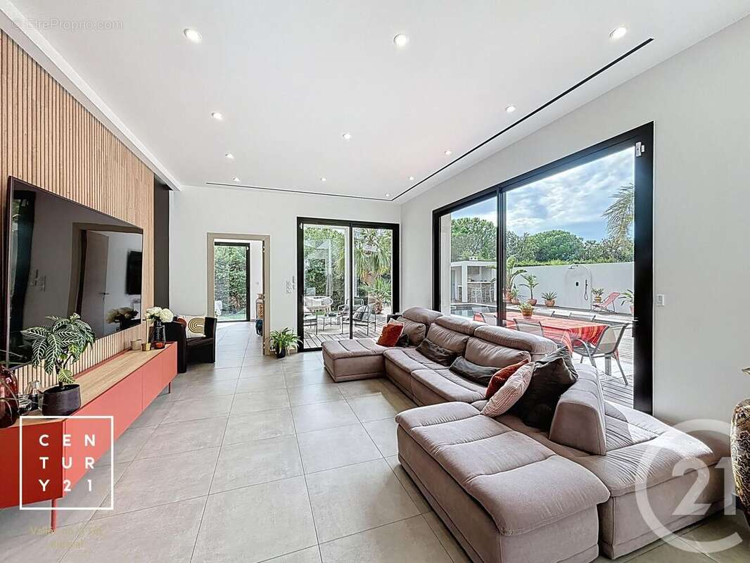 Maison à SAINT-FELIU-D&#039;AVALL