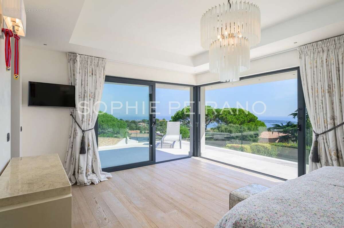 Maison à CANNES