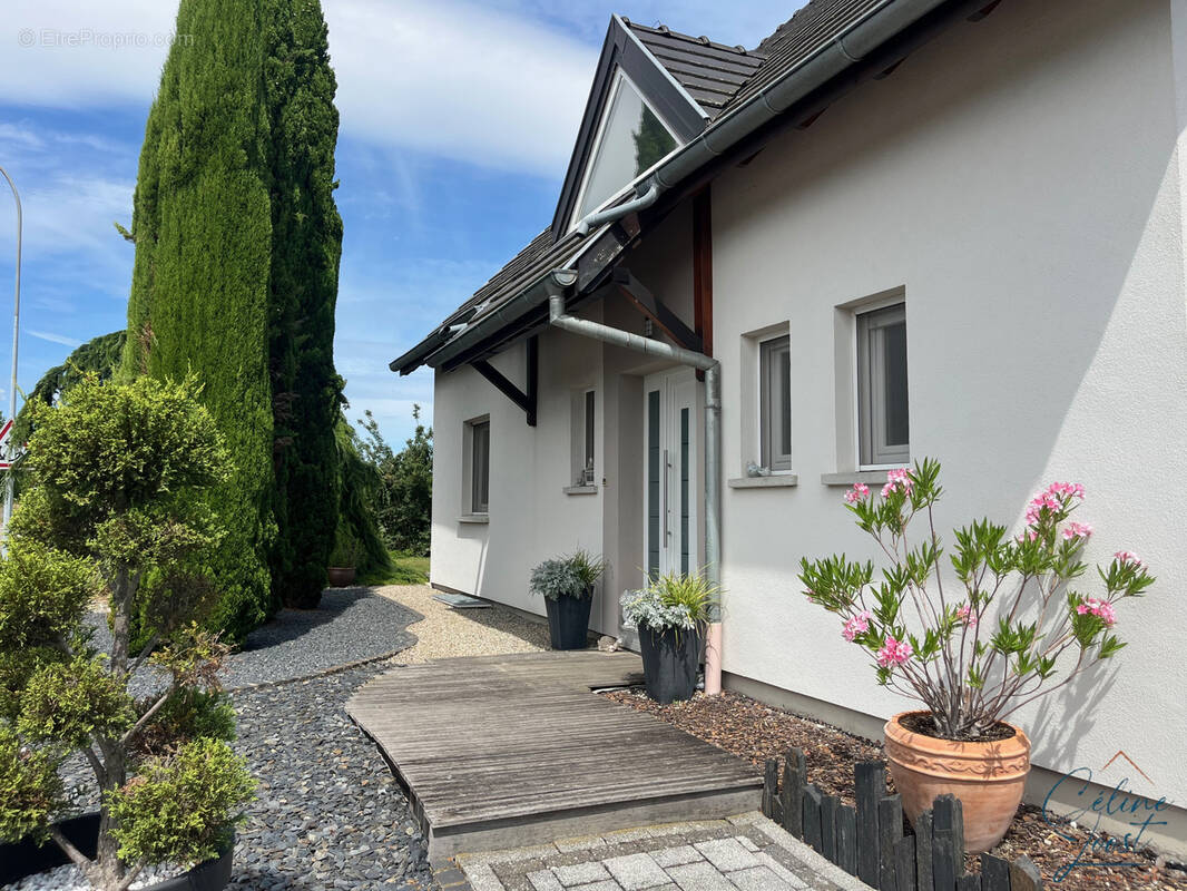 Superbe maison contemporaine de 144 m2 hab. sur 5,91 ares - photo 2