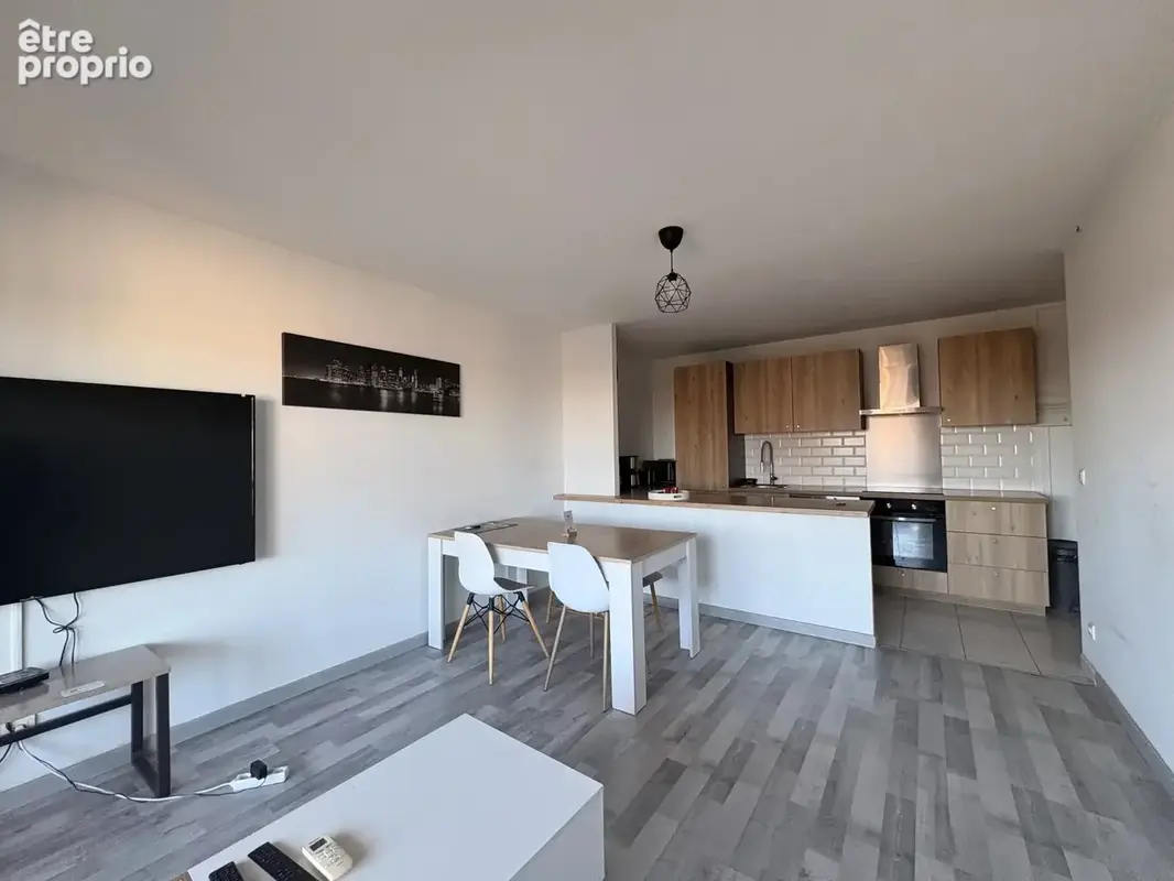 5 pièces rénové au dernier étage avec terrasse nice - photo 3