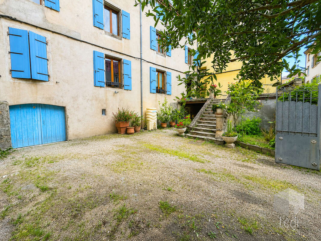Appartement à LE TEIL