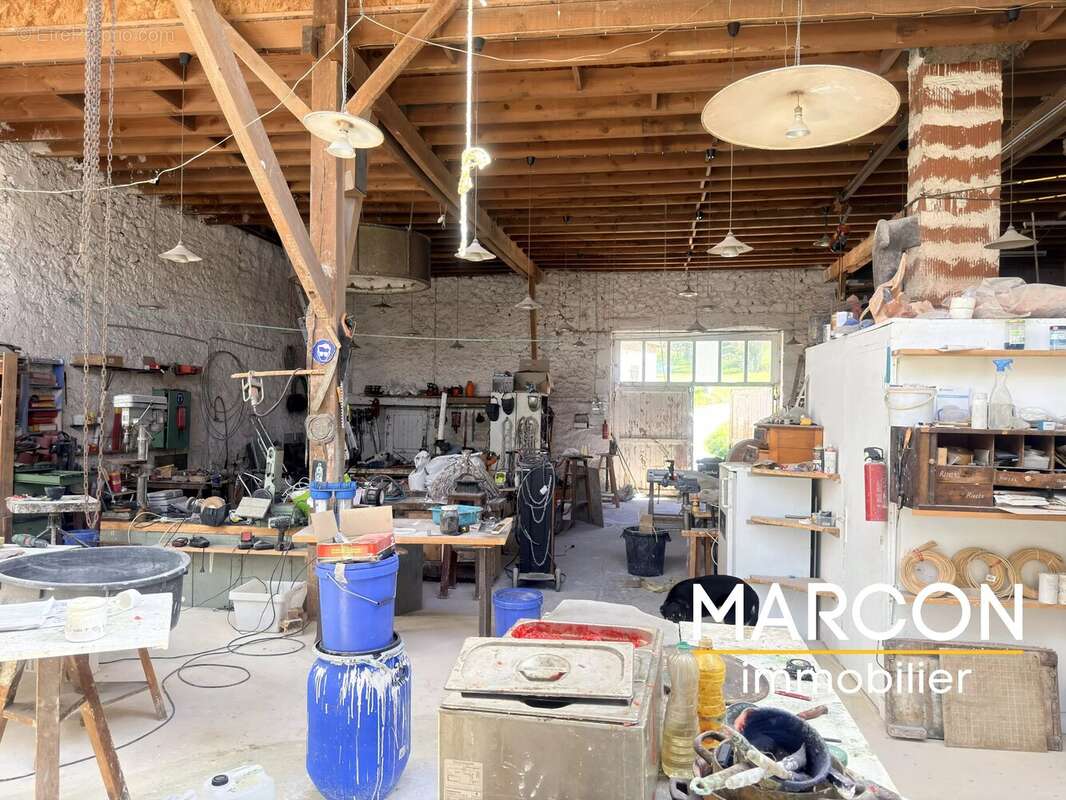 Maison à CHATELUS-MALVALEIX